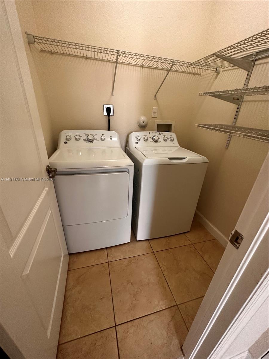 11303 SW 239th St # 0