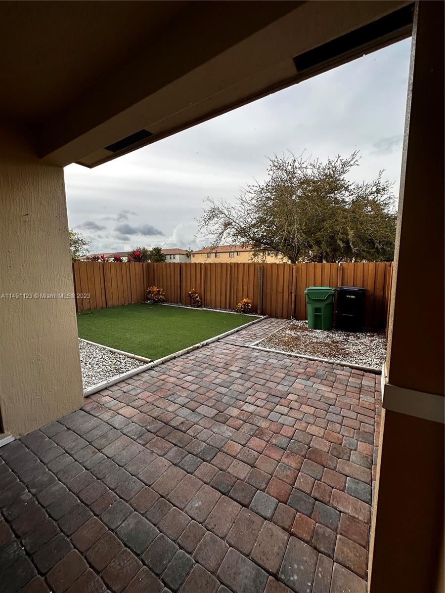 11303 SW 239th St # 0