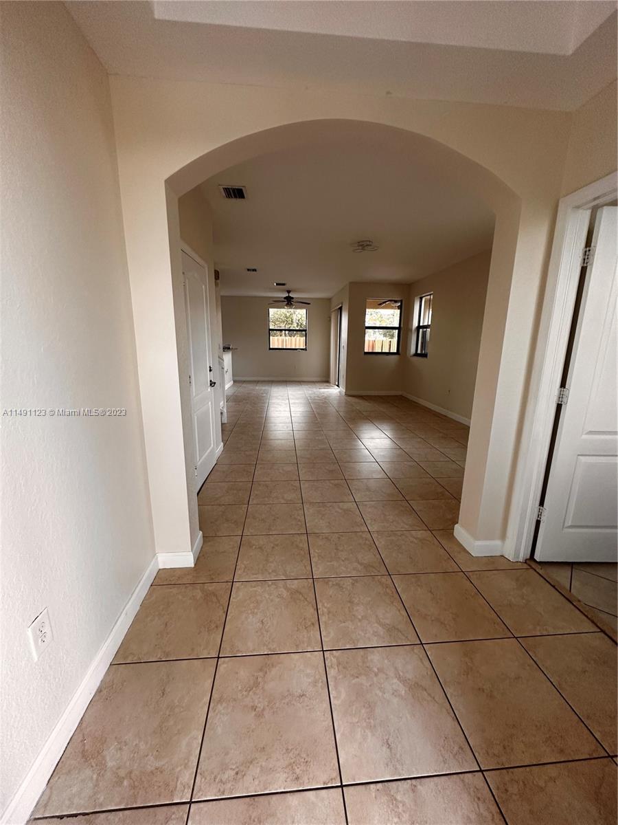 11303 SW 239th St # 0