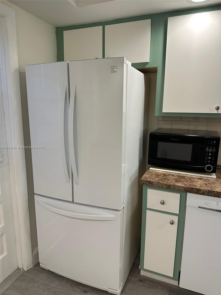 2420 SW 81st Ave # 203