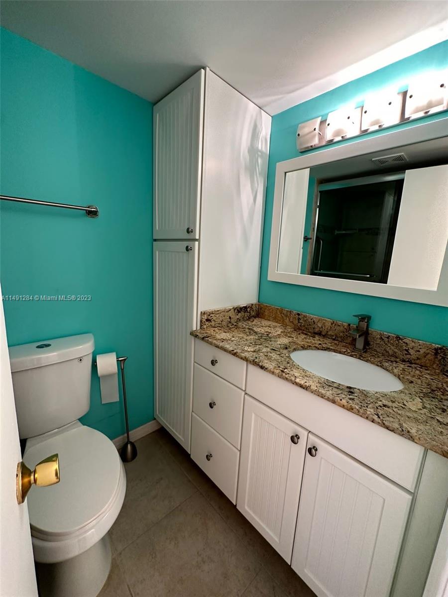 2420 SW 81st Ave # 203