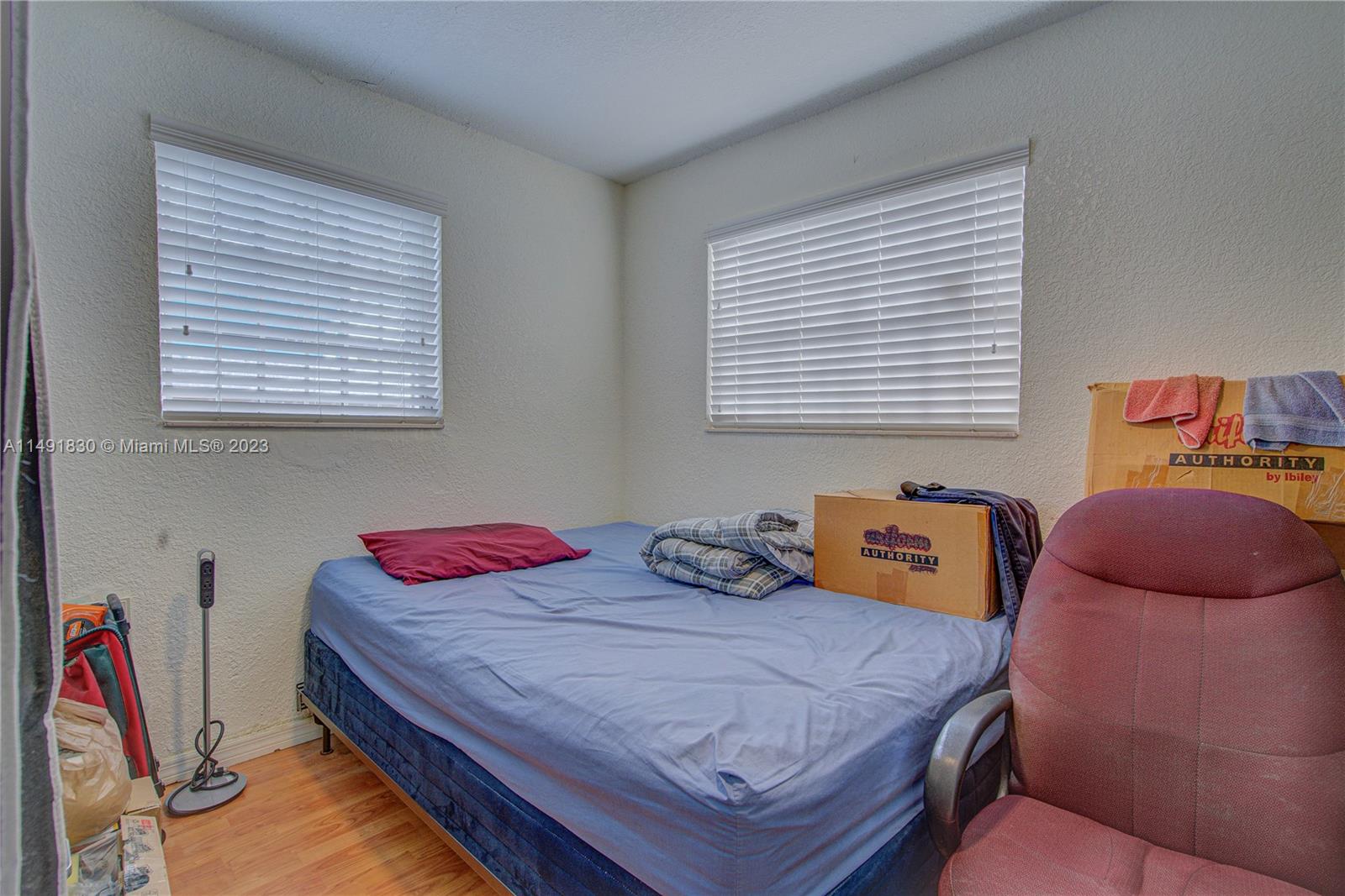 1661 NW 111th St