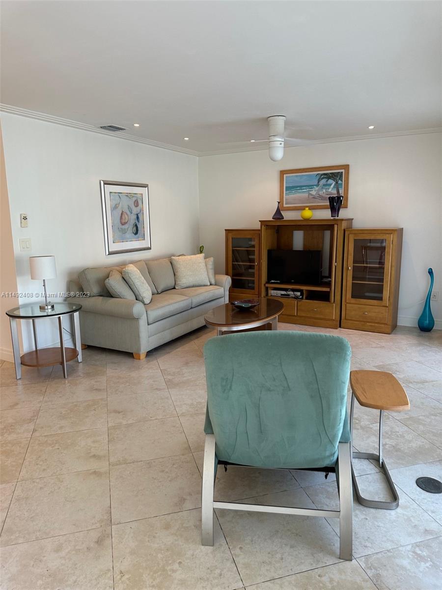 8132 SW 82nd Pl # 8132