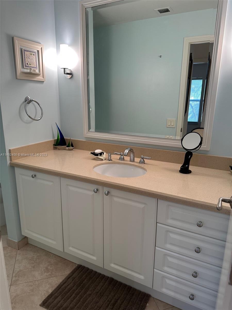 8132 SW 82nd Pl # 8132