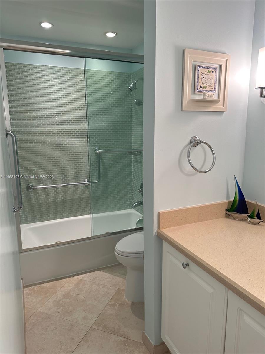 8132 SW 82nd Pl # 8132