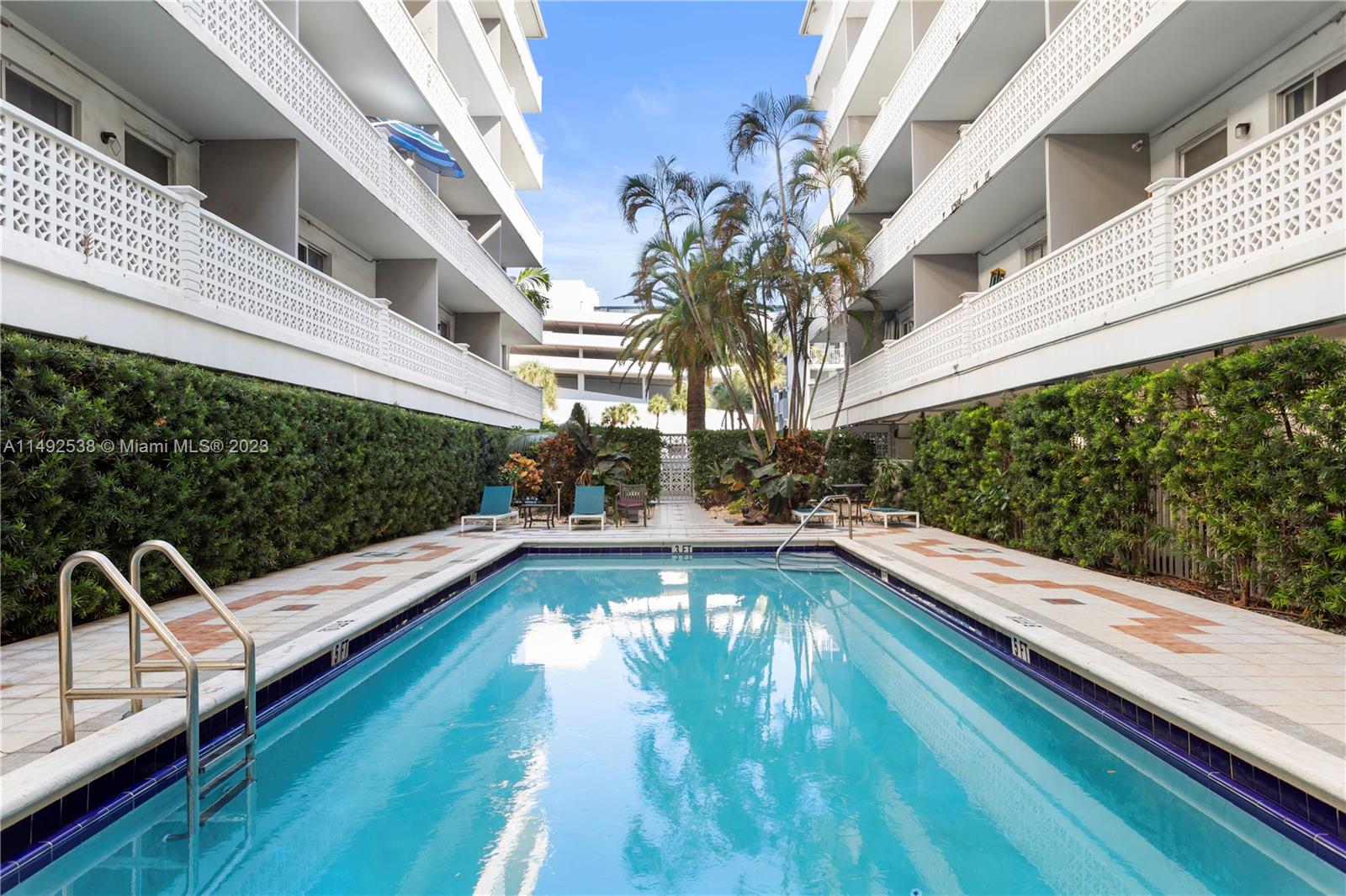 1614 West Ave Unit: 204