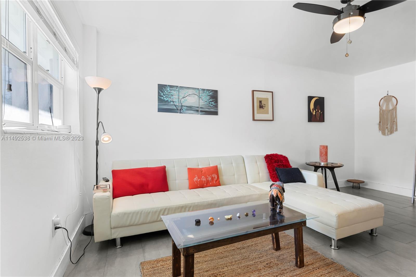 1614 West Ave Unit: 204