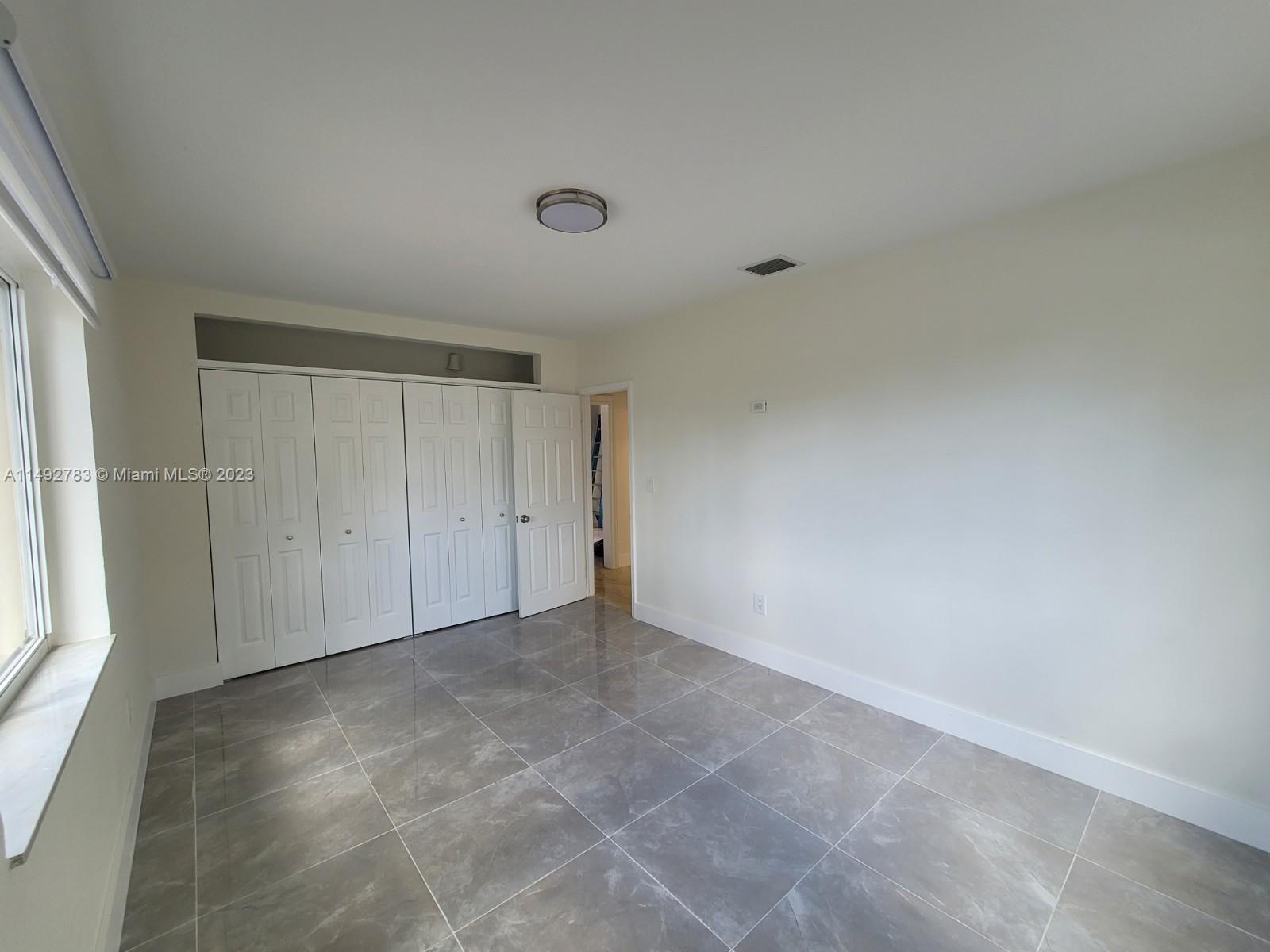 3575 NW 14th St Unit: A