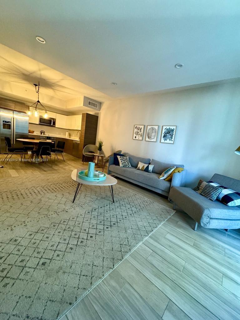 1010 SW 2nd Ave # 1105