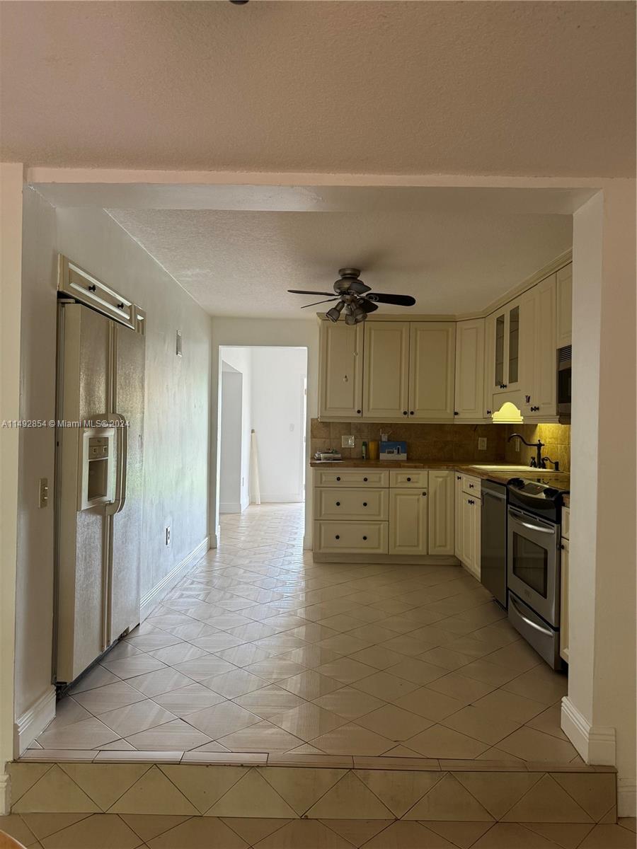 7748 SW 35th Ter