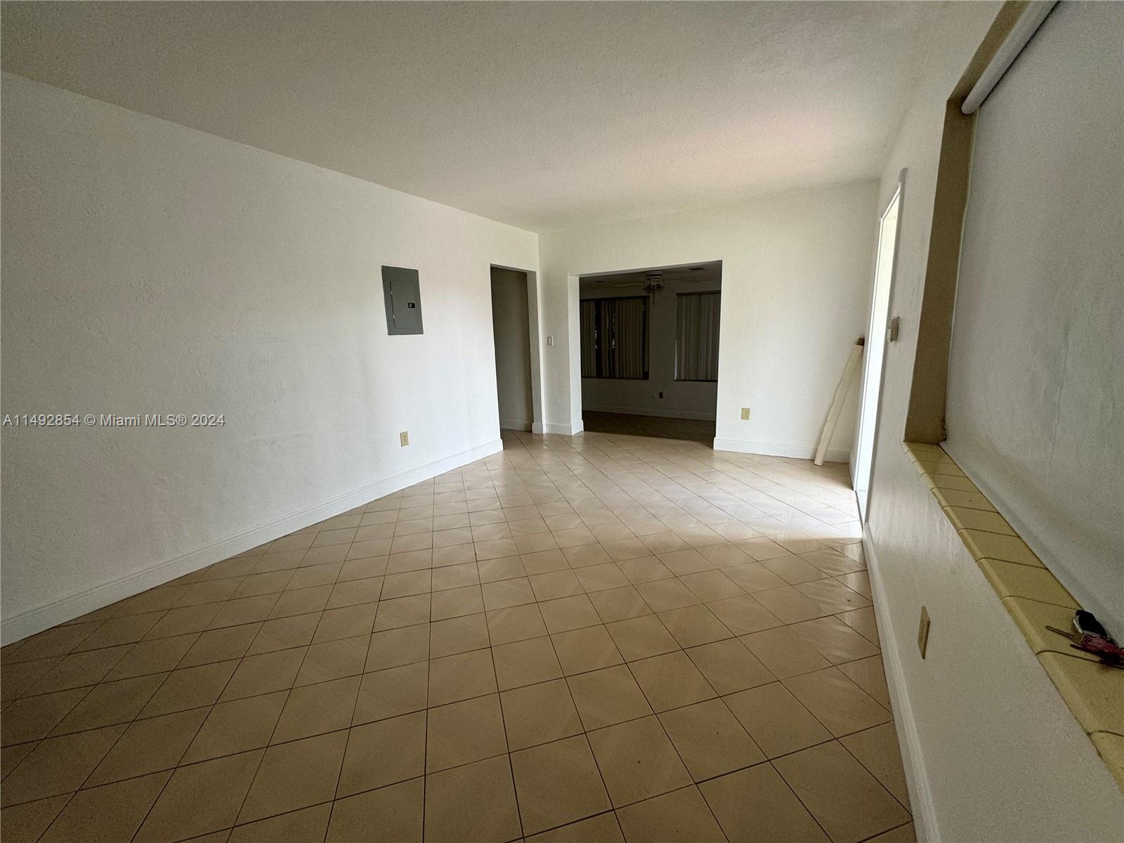 7748 SW 35th Ter