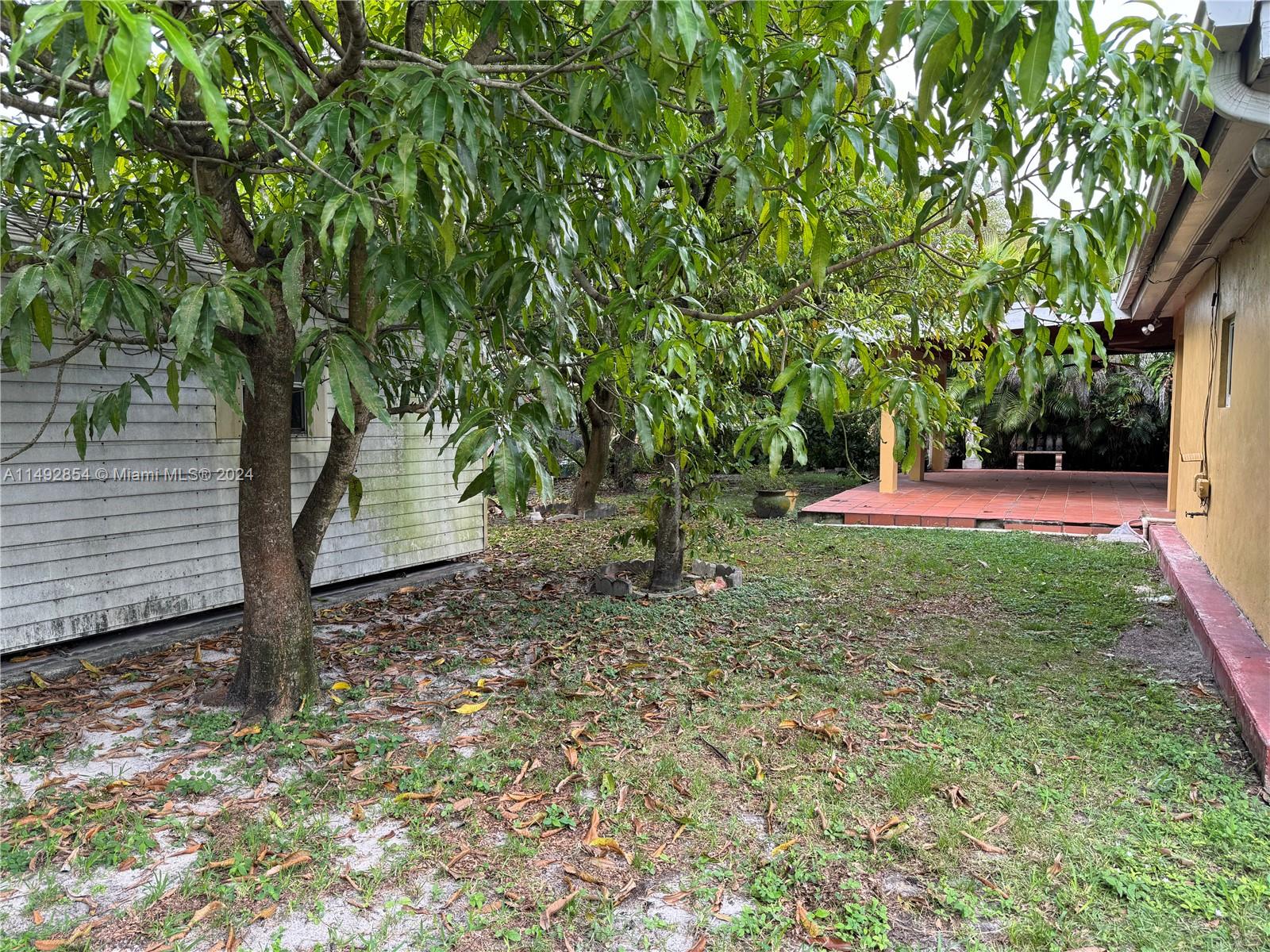 7748 SW 35th Ter