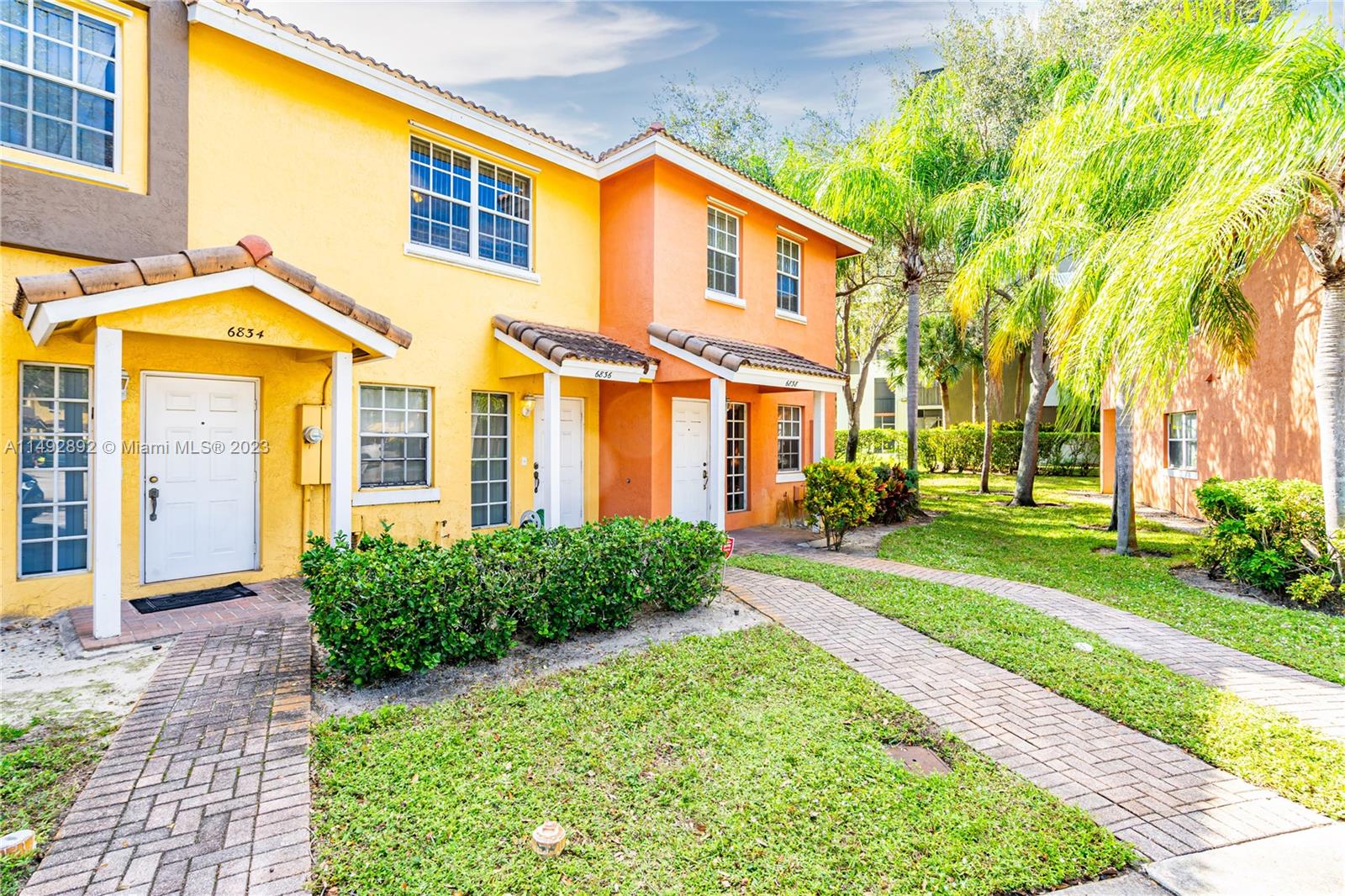 6836 Sienna Club Dr