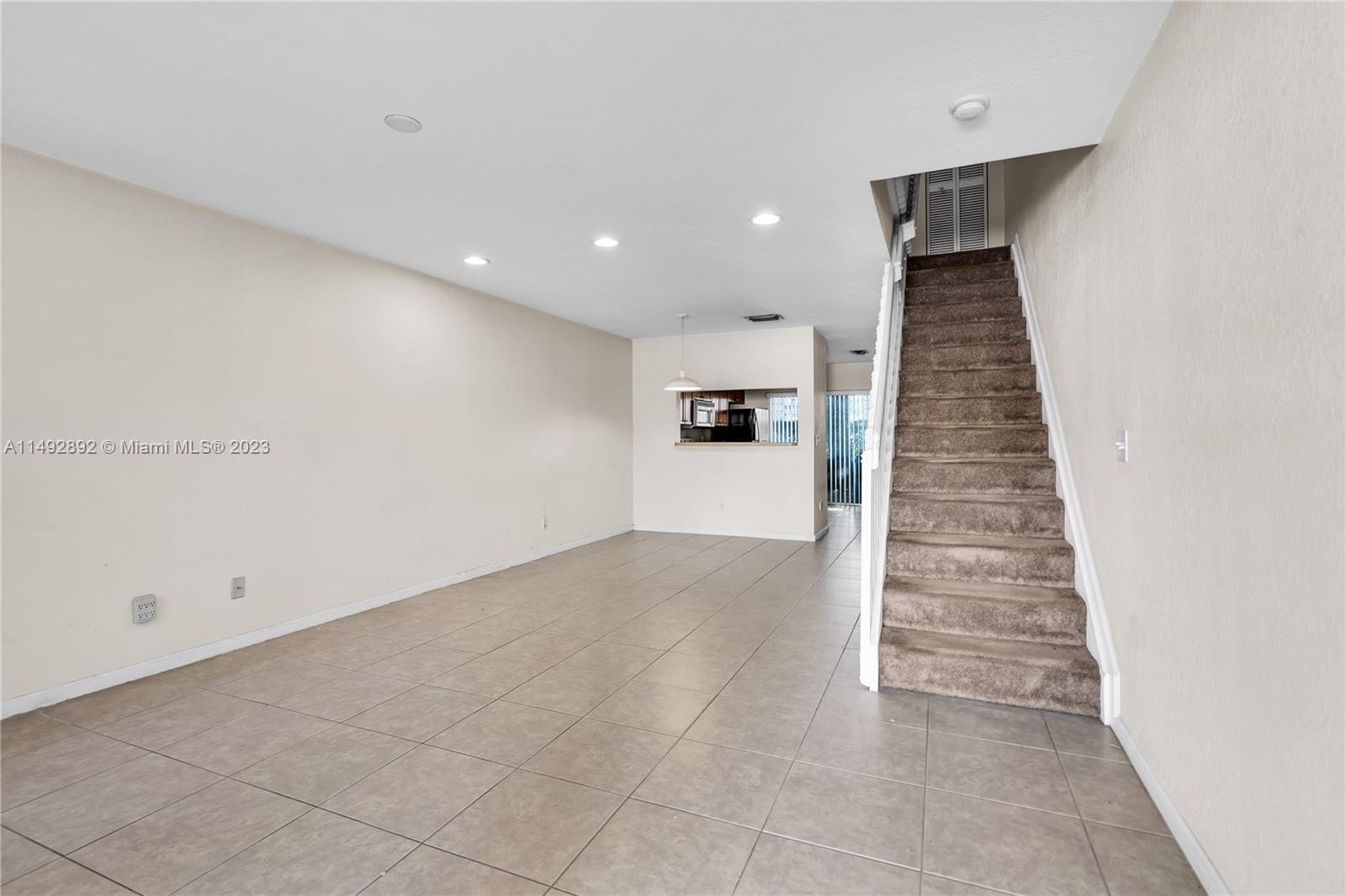 6836 Sienna Club Dr