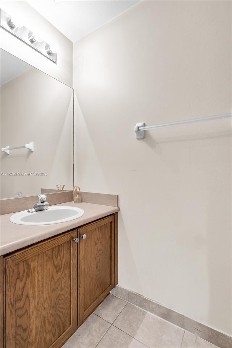 6836 Sienna Club Dr
