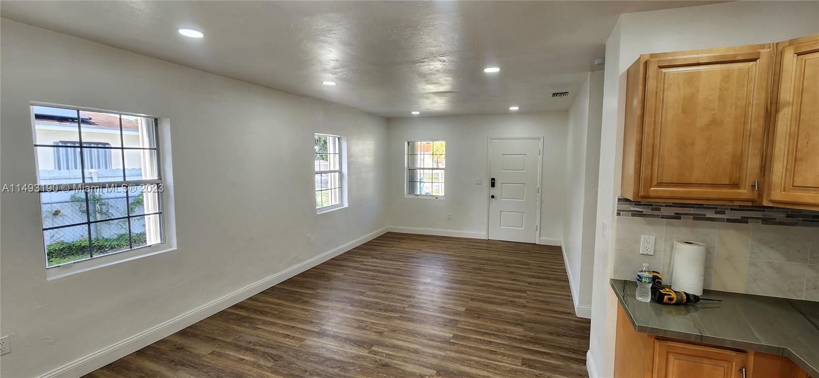 2440 NW 59th St