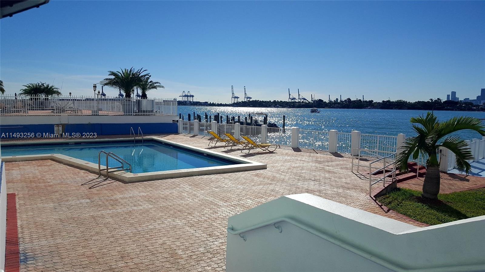 1250 West Ave # 7O