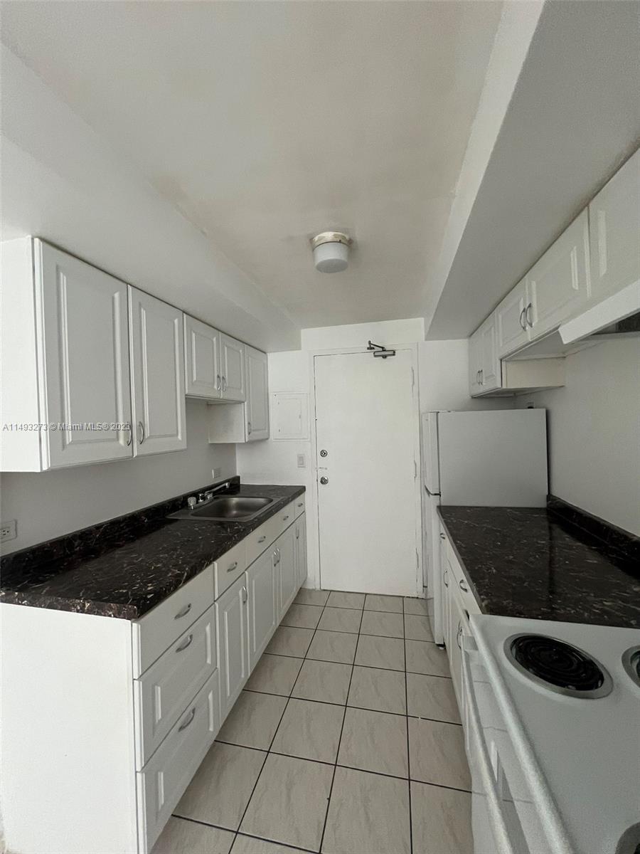 1250 West Ave # 2B