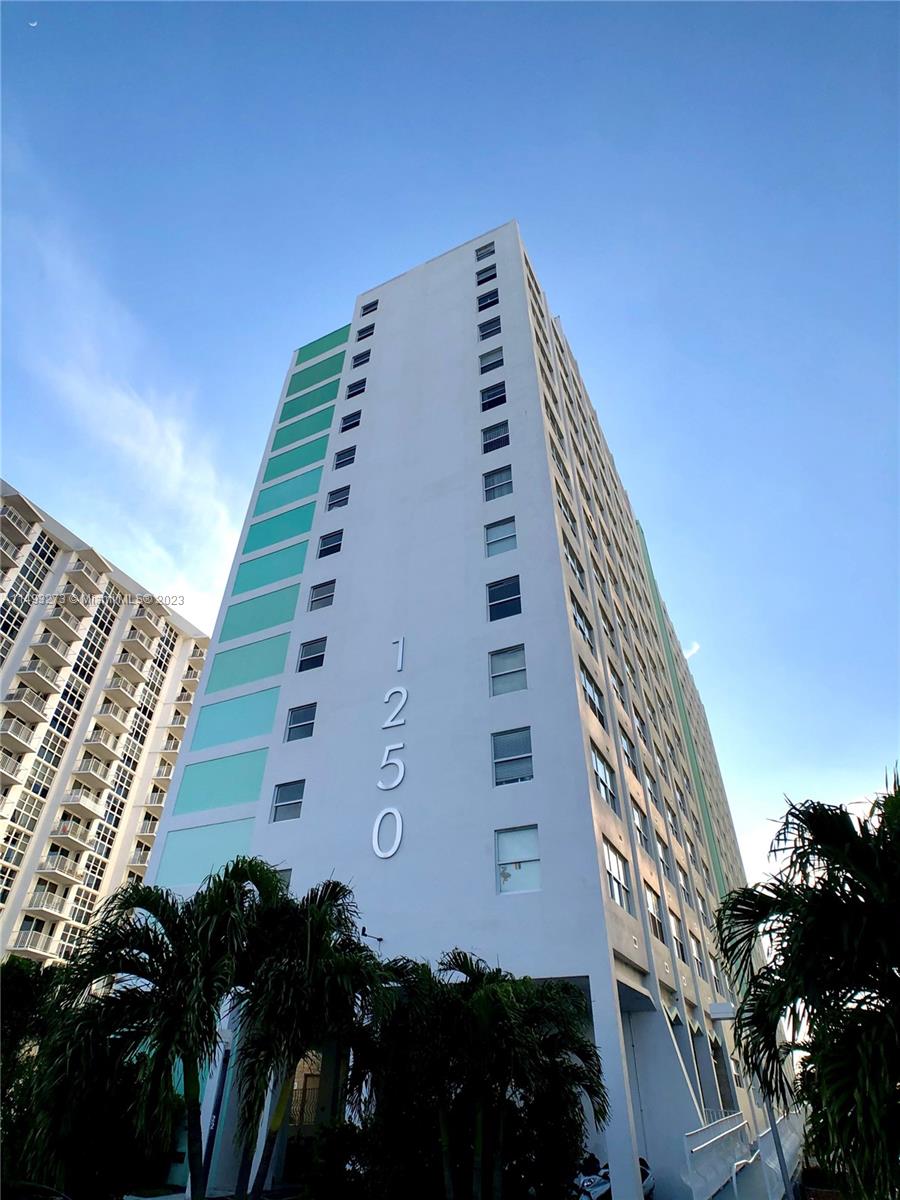 1250 West Ave # 2B