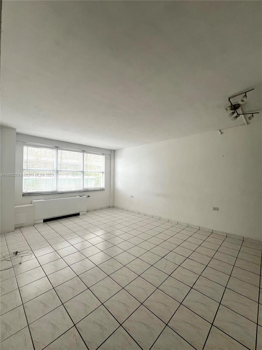 1250 West Ave # 2B