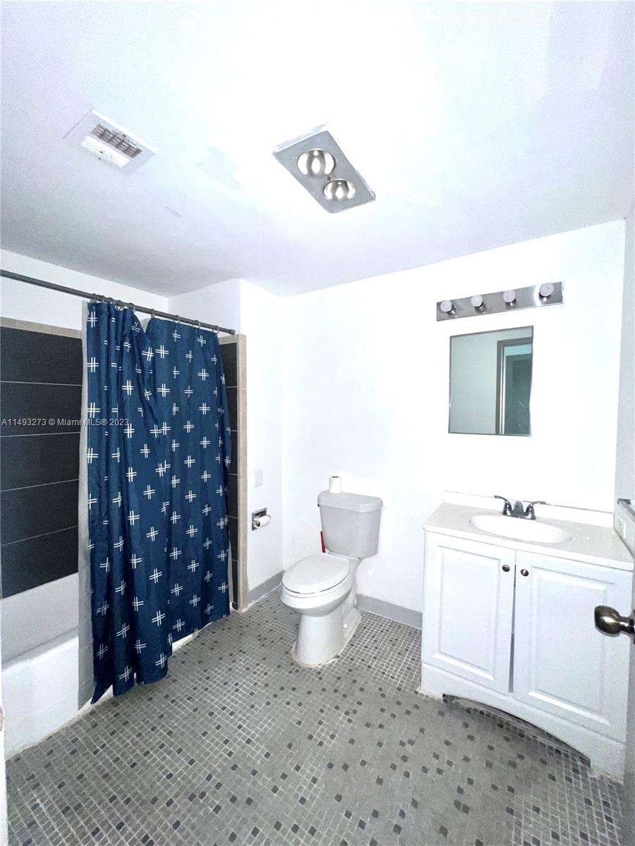 1250 West Ave # 2B