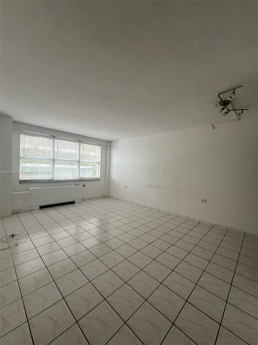 1250 West Ave # 2B