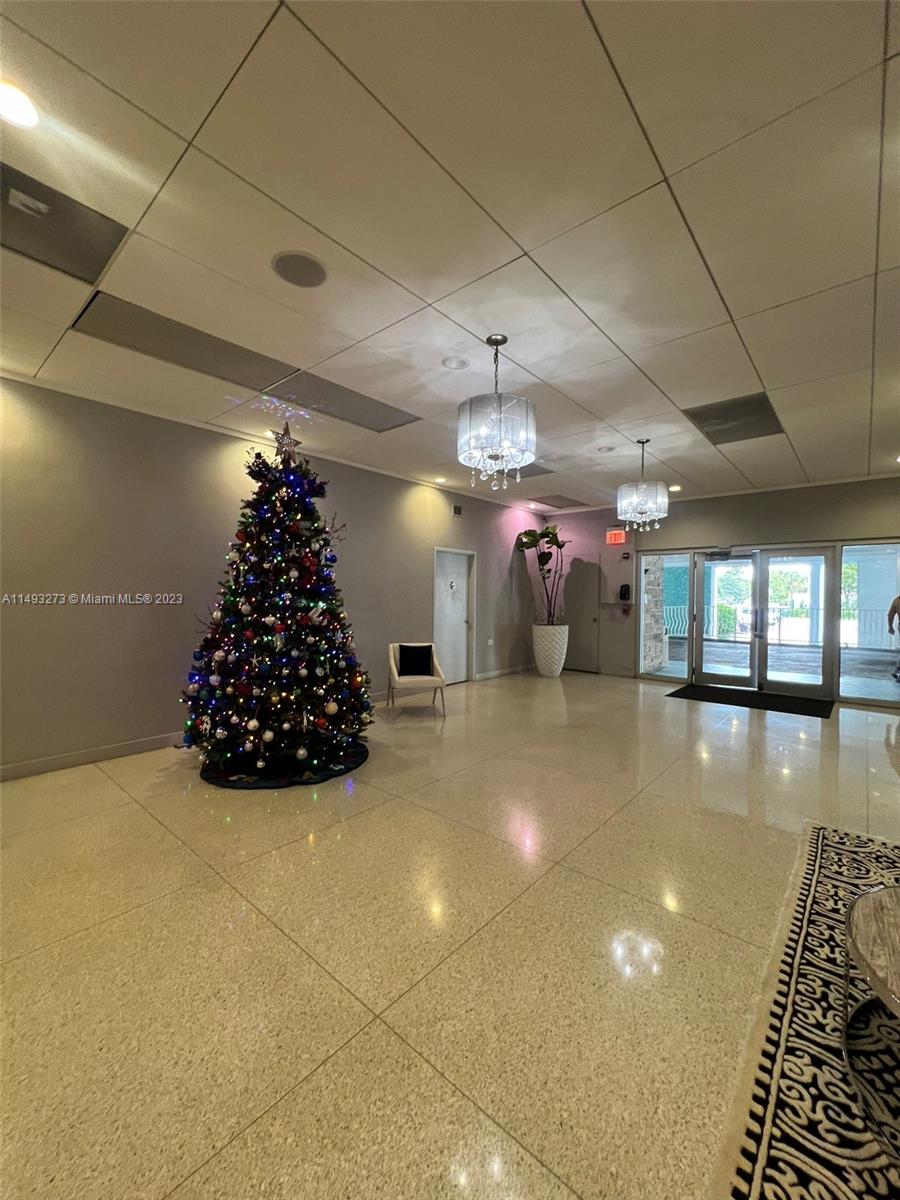1250 West Ave # 2B