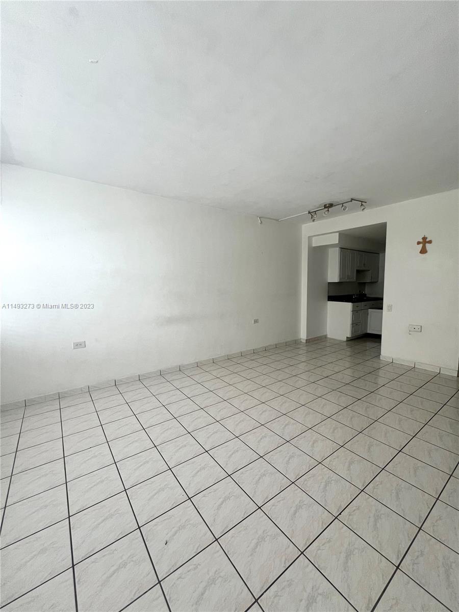 1250 West Ave # 2B