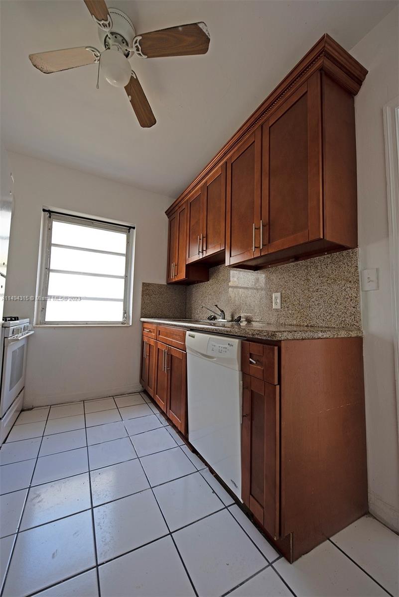 1735 Marseille Dr # 4