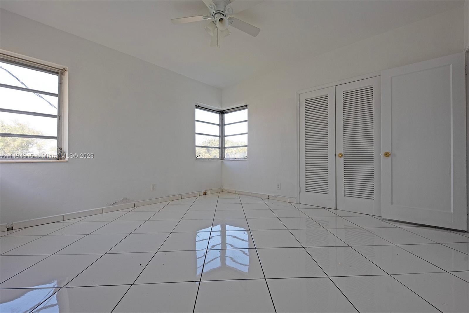 1735 Marseille Dr # 4