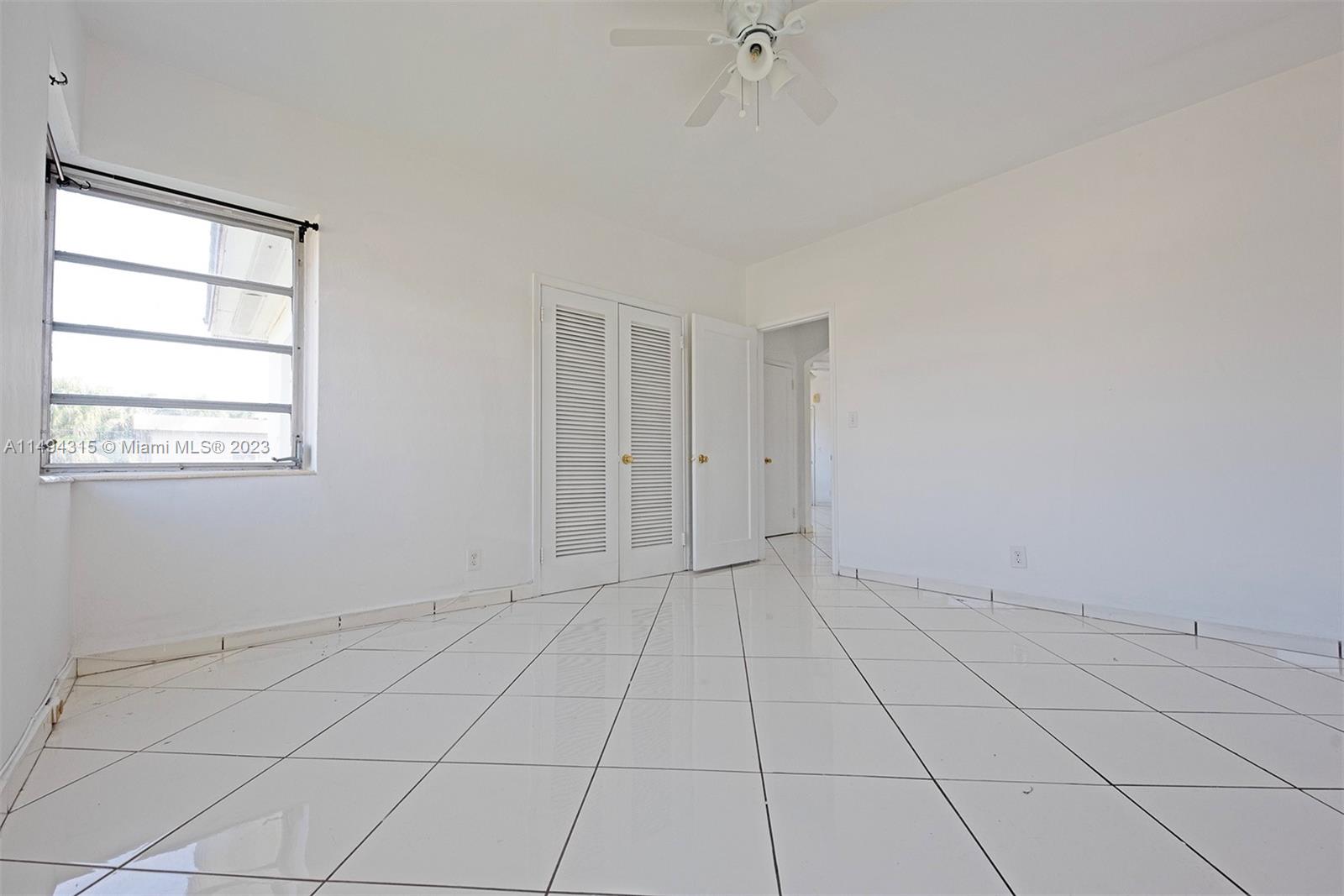 1735 Marseille Dr # 4