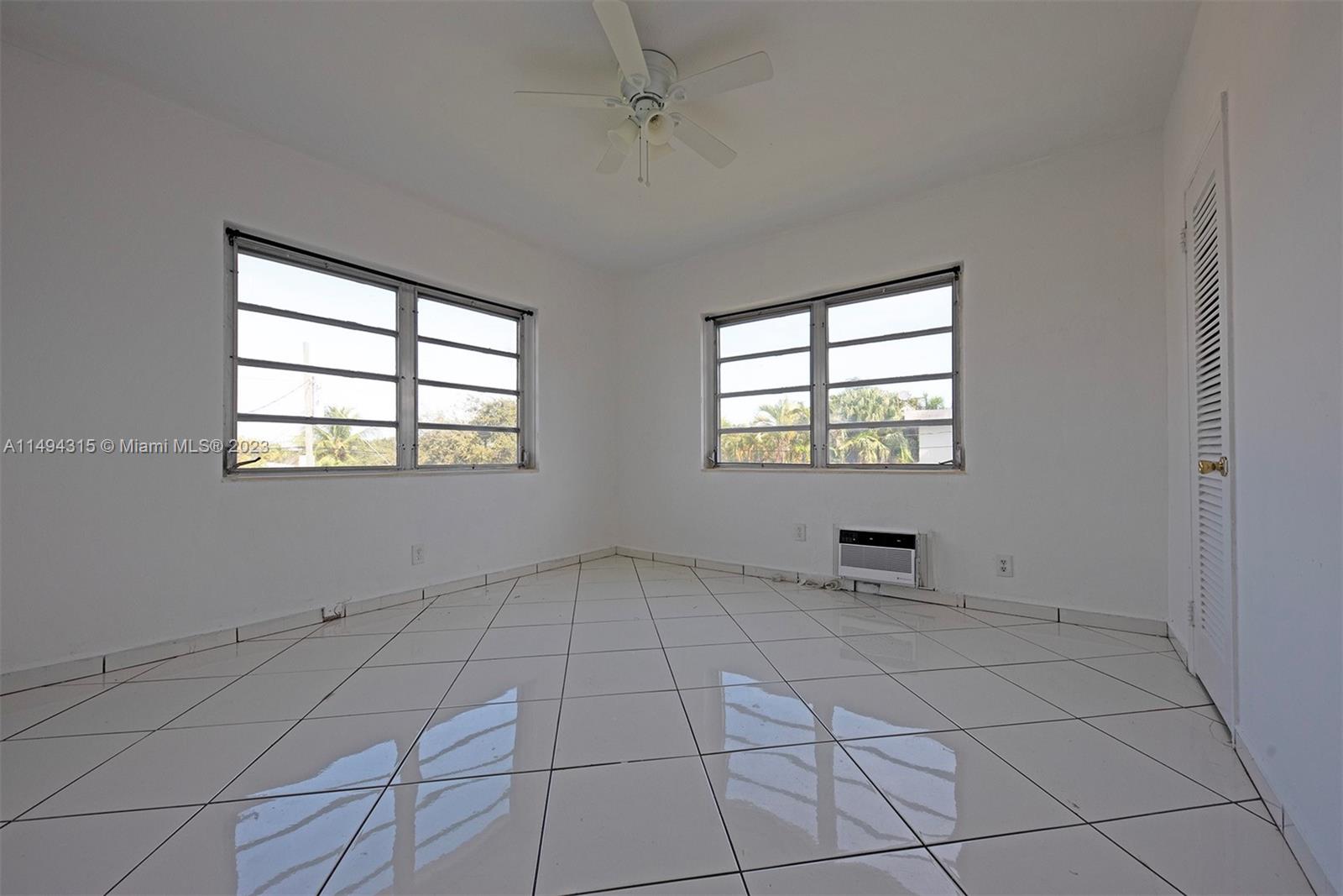 1735 Marseille Dr # 4