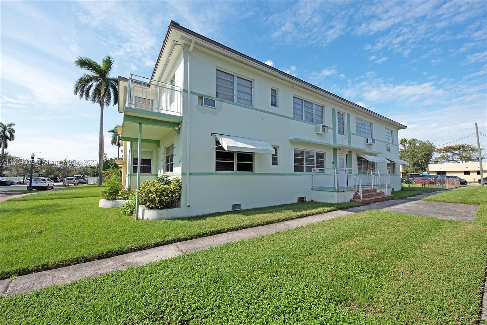 1735 Marseille Dr # 4