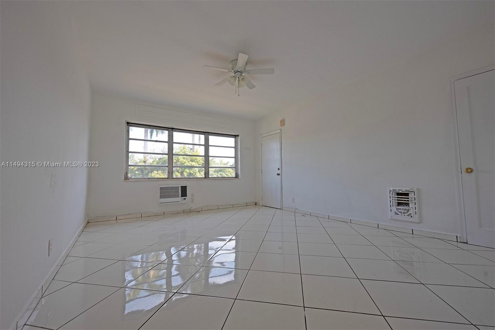 1735 Marseille Dr # 4