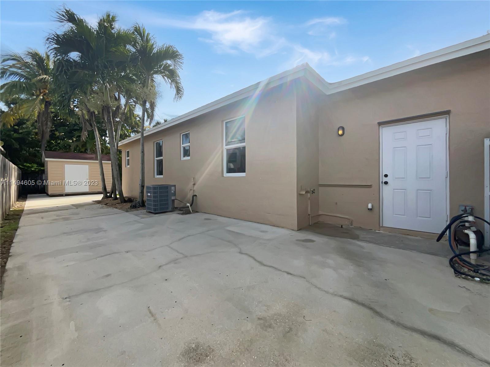 16077 SW 154th Ct