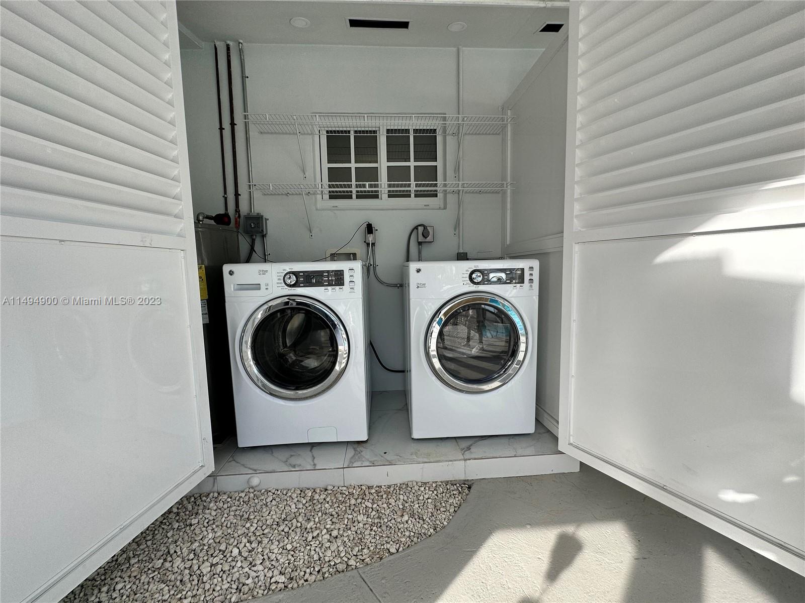 9600 SW 164th St # 9600