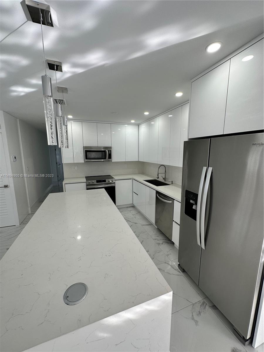 9600 SW 164th St # 9600