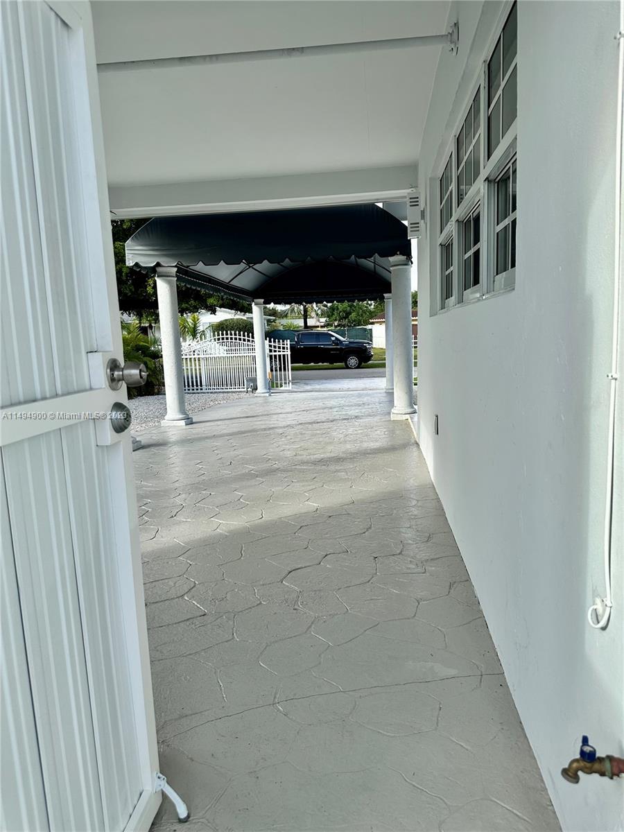 9600 SW 164th St # 9600