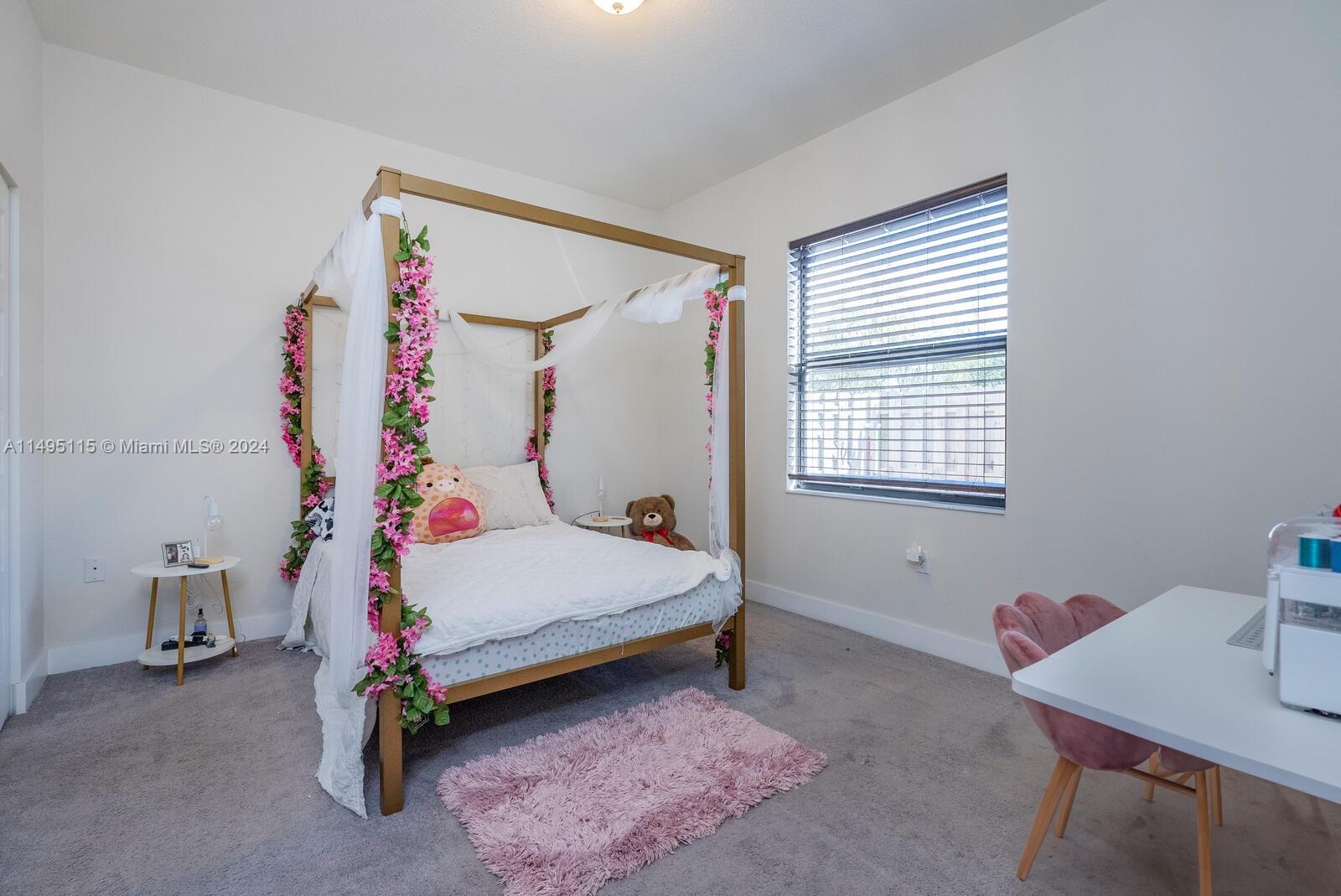 8025 NW 104th Ave Unit: 01