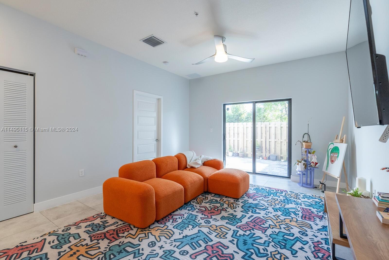8025 NW 104th Ave Unit: 01