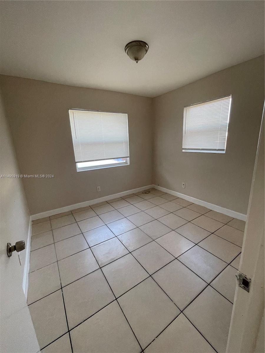534 NW 23rd Ave # 1