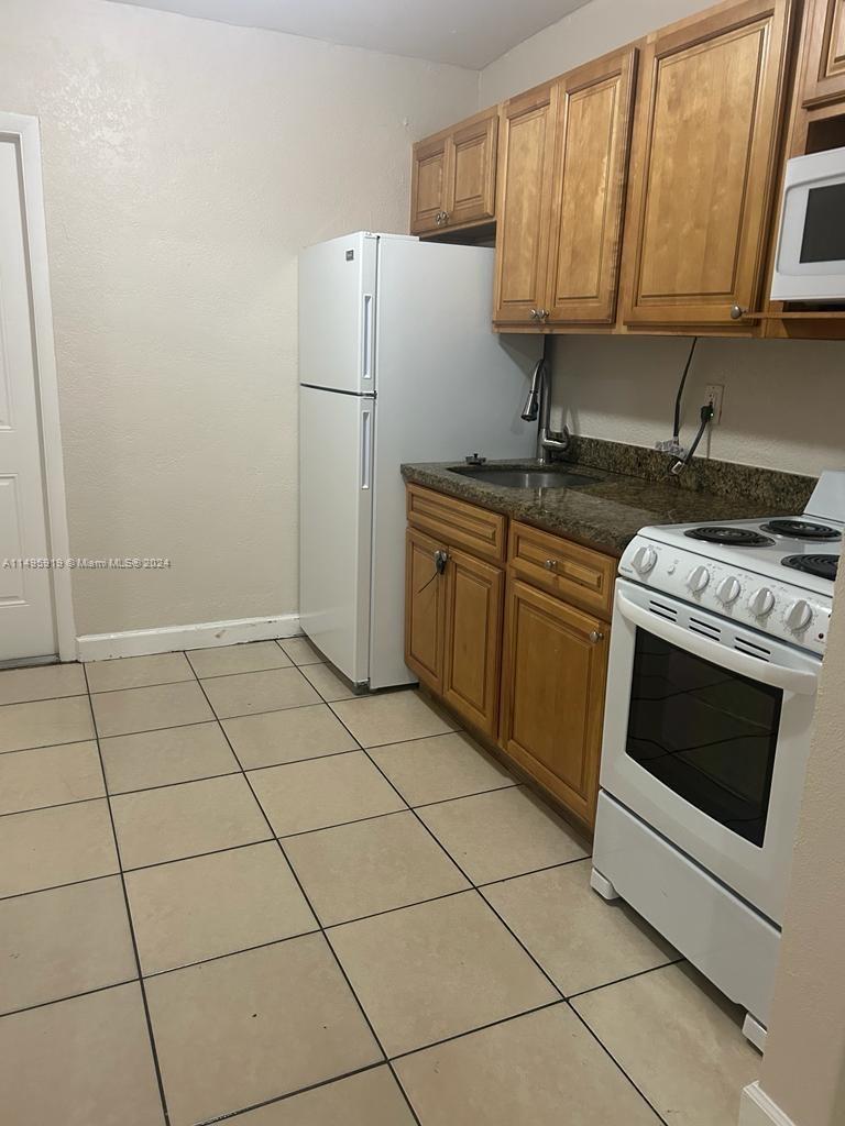 534 NW 23rd Ave # 1