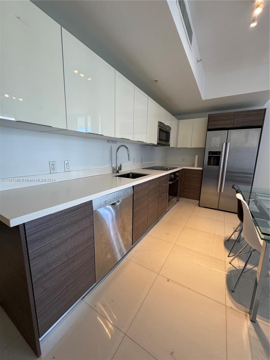 1010 SW 2nd Ave Unit: 708