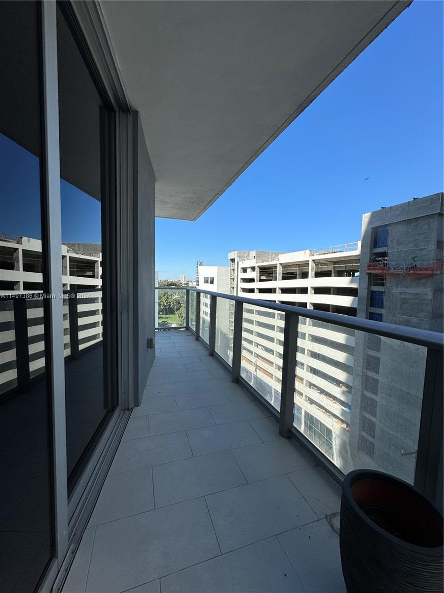 1010 SW 2nd Ave Unit: 708