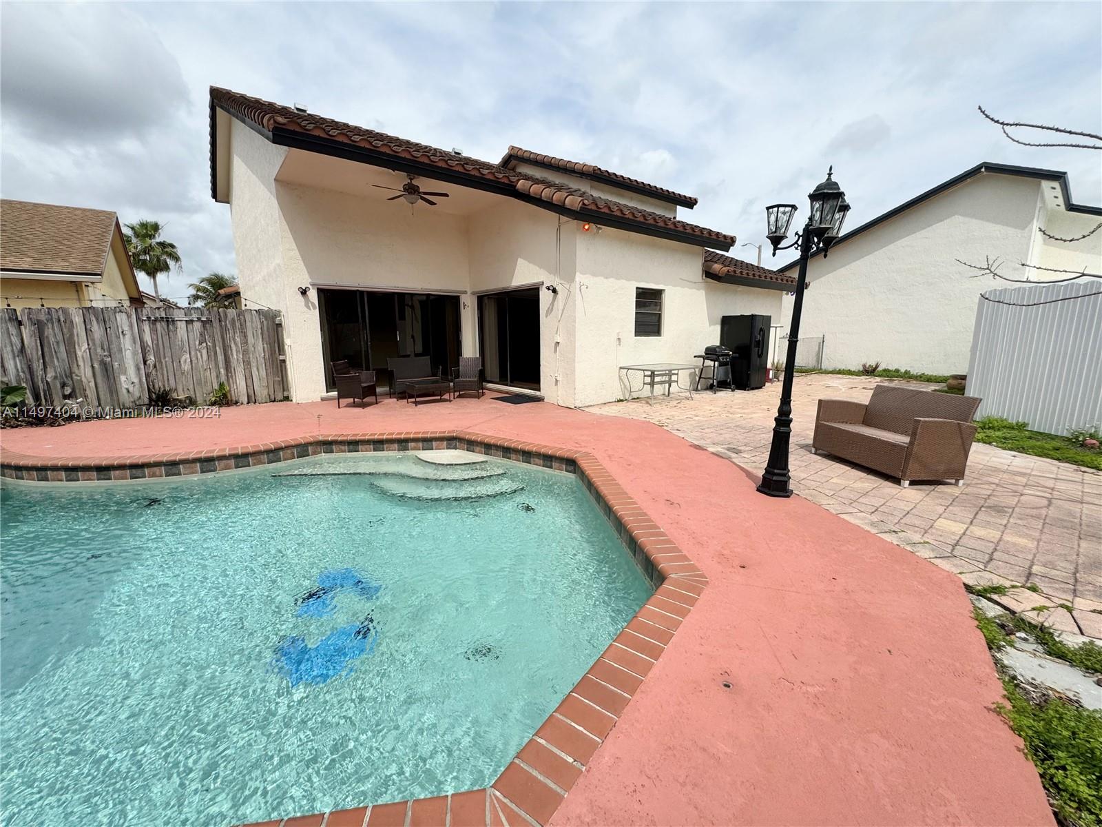15270 SW 58th St