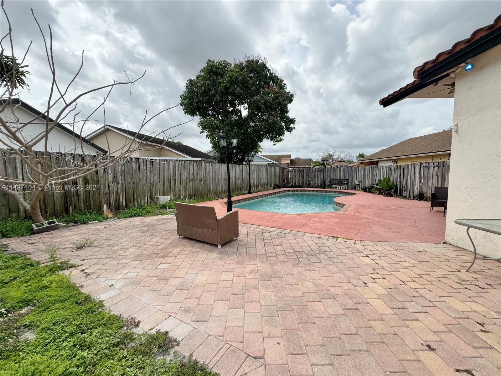 15270 SW 58th St