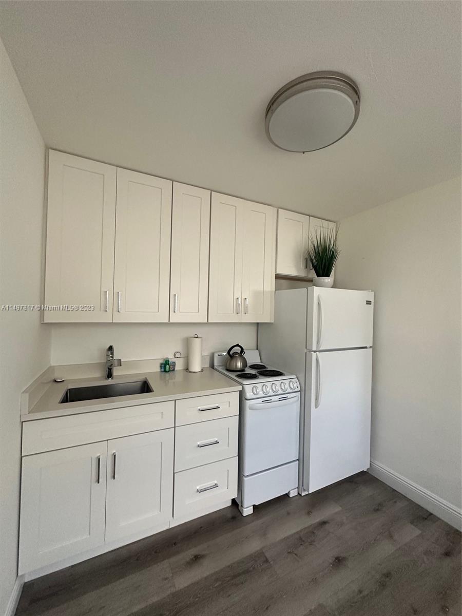 116 SE 9th Ct # 1