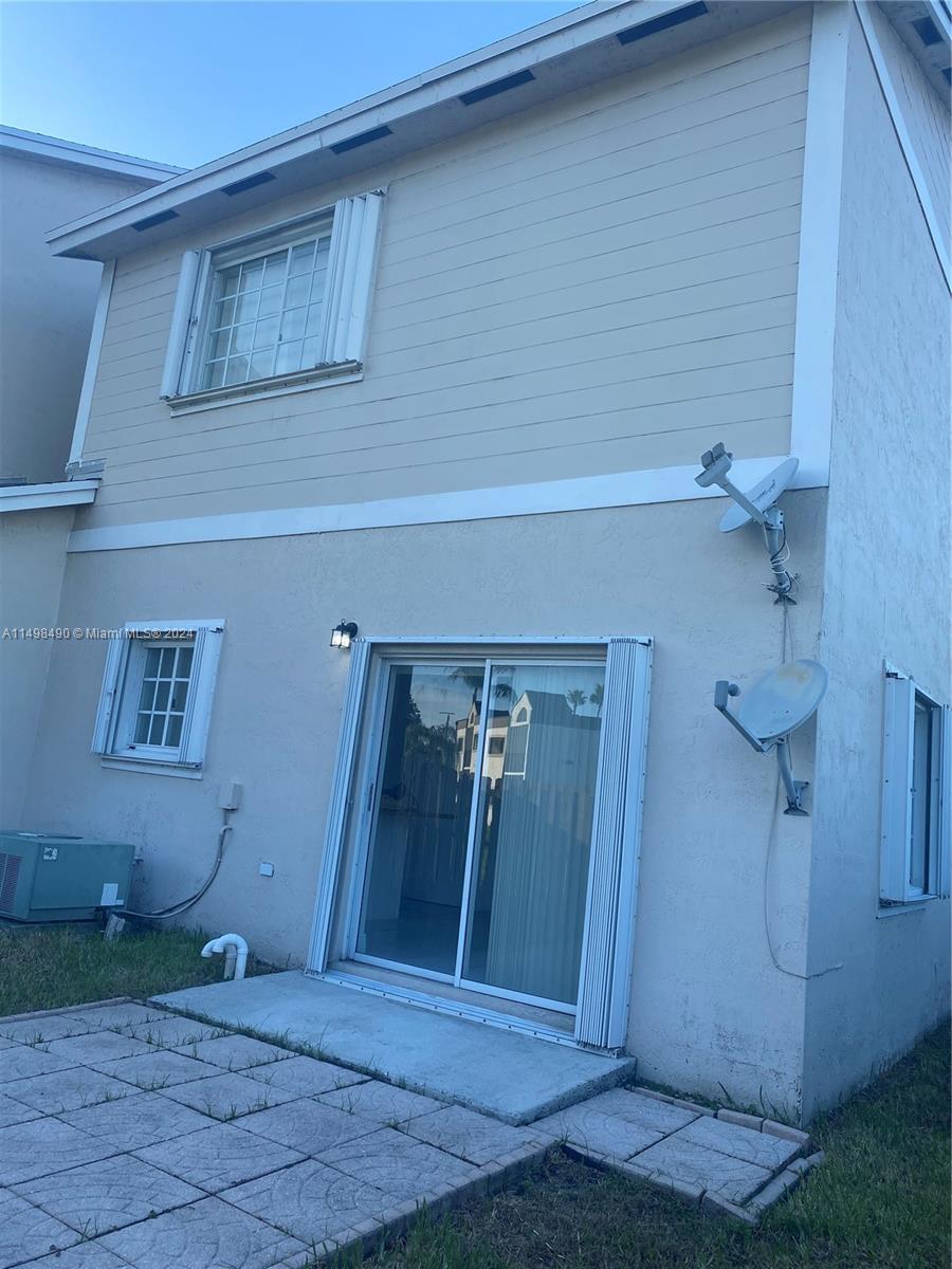 12240 SW 148th Ter