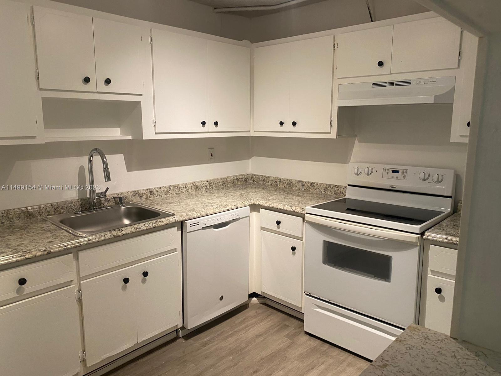 1470 NE 125th Ter # 210