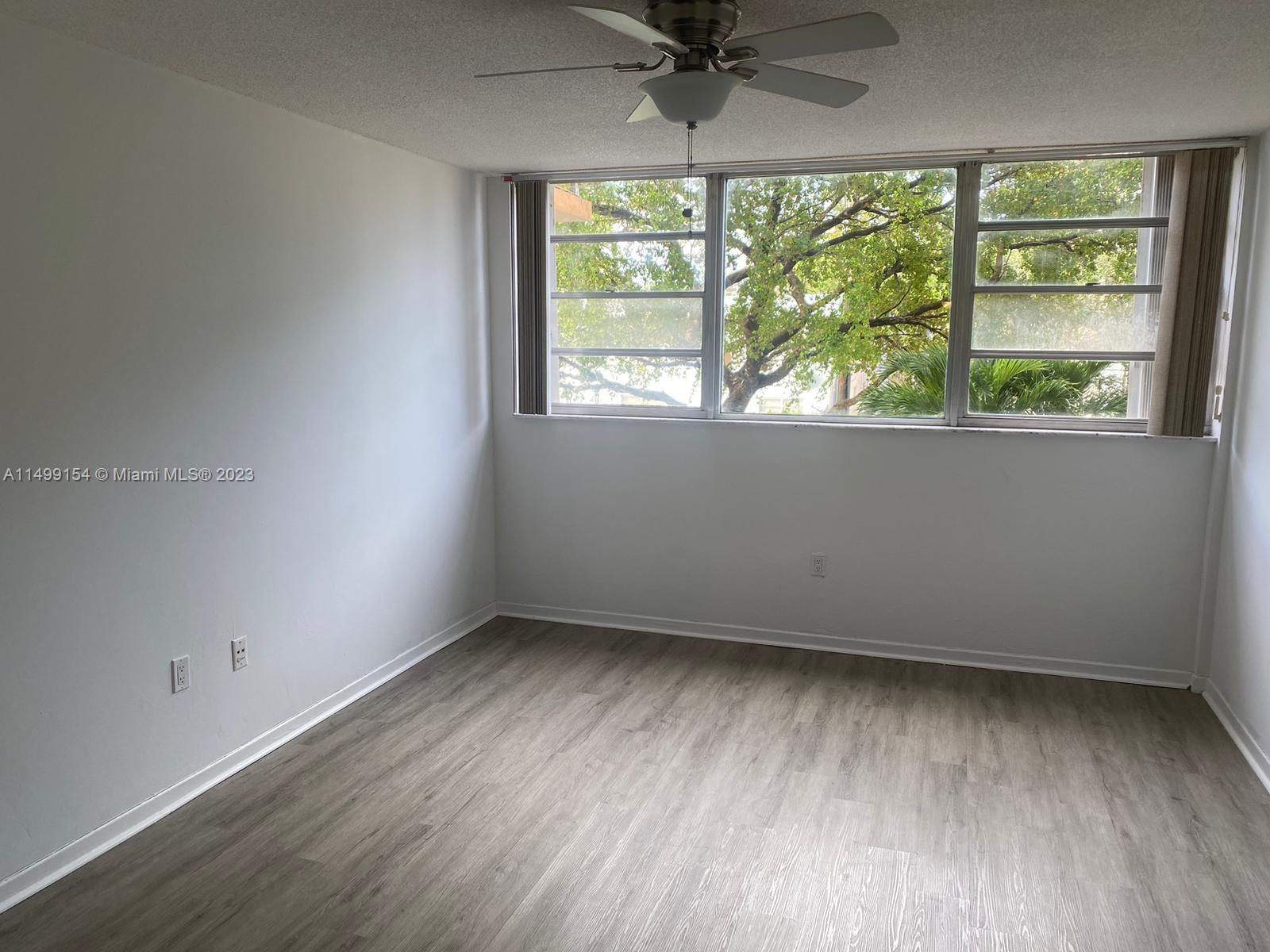 1470 NE 125th Ter # 210